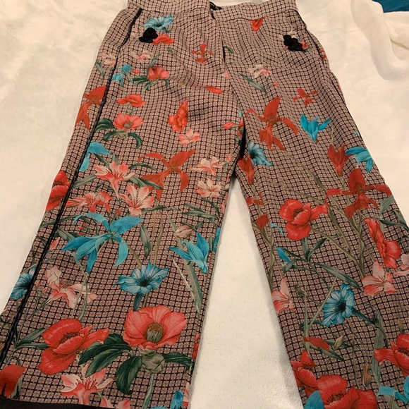 Zara pants - Picture 2 of 3